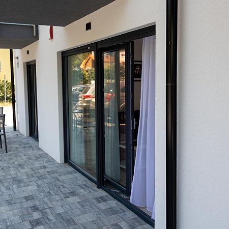 Apartamenty 111 Поберово Екстериор снимка